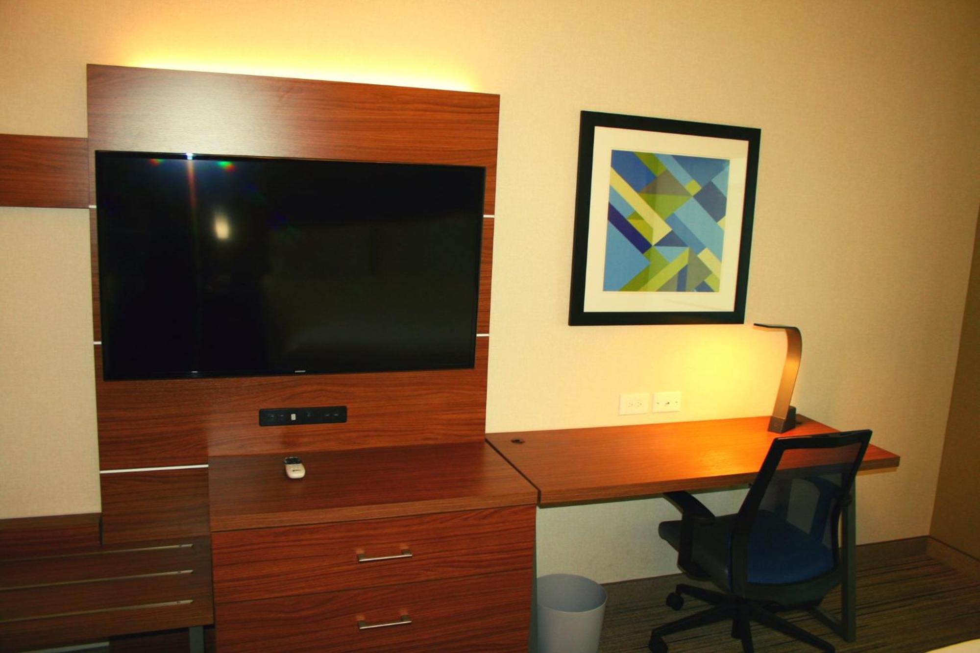 Holiday Inn Express Hotel & Suites Marina By Ihg Exterior foto